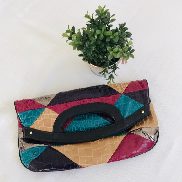Nine West Handbags - Nine West clutch